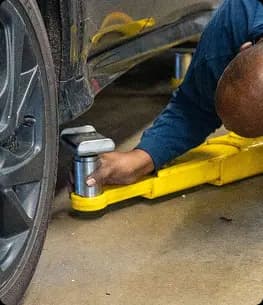 pre purchase vehicle inspection​ Universal Inspections